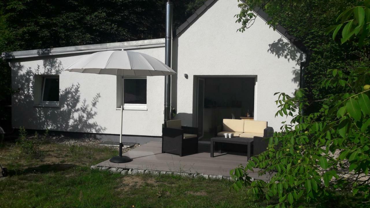 Cottage Am Wald Bei Berlin Falkensee Exteriör bild